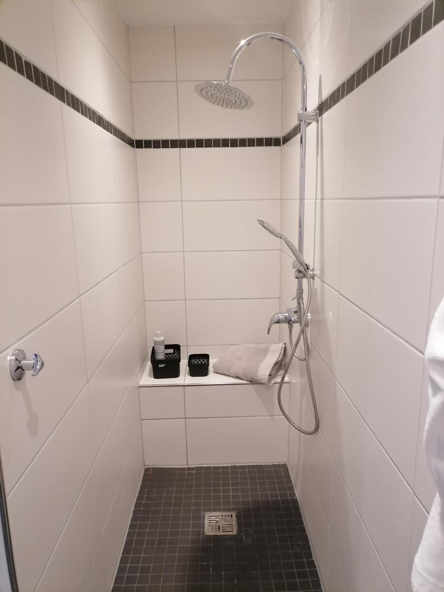 Premium Ferienwohnung "Christine ", Zentrale Ruhige Stadtlage 100 Qm Ebenerdige Dusche Terasse Kaminofen Zweibrücken Extérieur photo