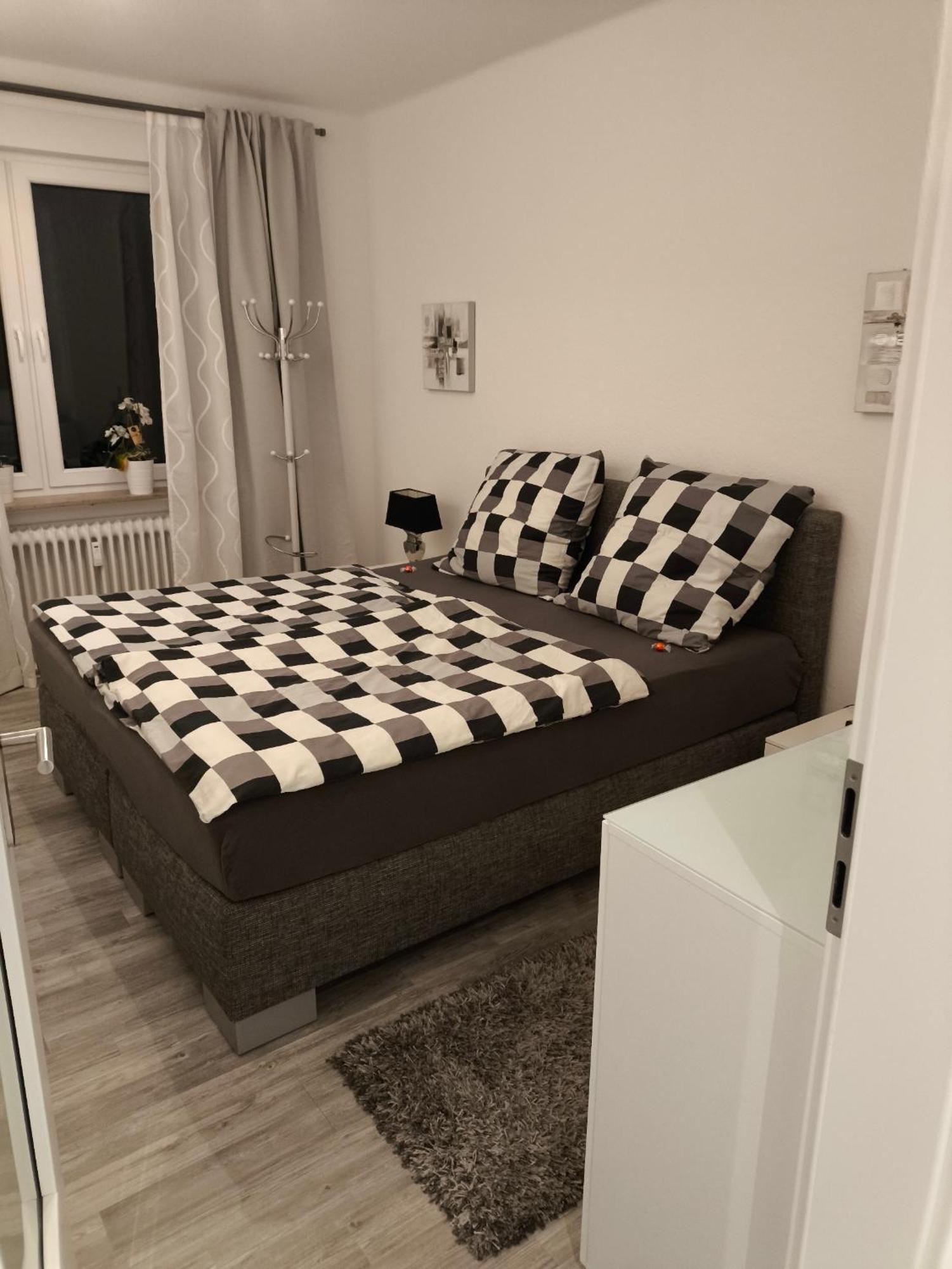 Premium Ferienwohnung "Christine ", Zentrale Ruhige Stadtlage 100 Qm Ebenerdige Dusche Terasse Kaminofen Zweibrücken Extérieur photo